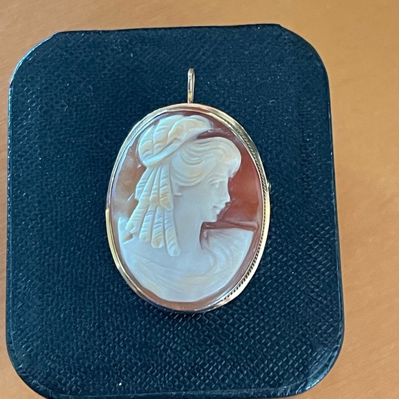 Authentic cameo brooch or  pendant 14 k gold - Picture 2 of 13